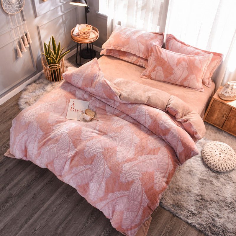 Printed Bedding Set — Modern Patterned 4-Piece Bedding