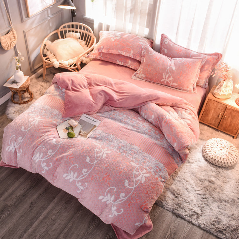 Printed Bedding Set — Modern Patterned 4-Piece Bedding