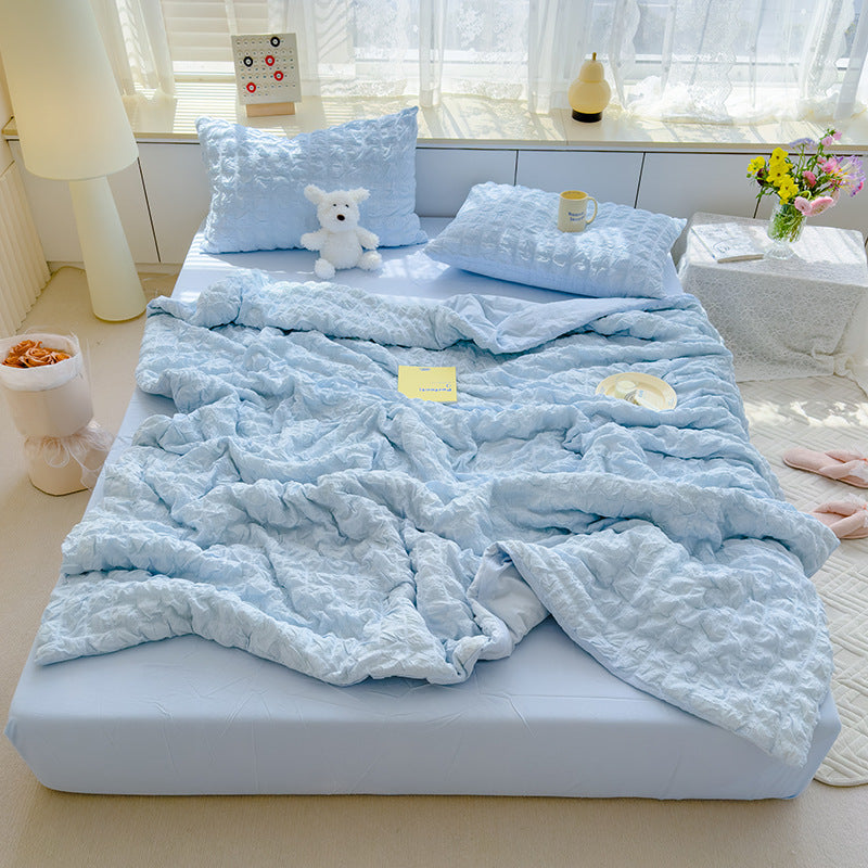 Lightweight Summer Cooling Quilt — Soft Breathable Bedding