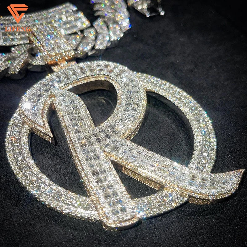 Factory Custom Fashion Jewelry 925 Sterling Silver Round&Baguette Cut VVS Moissanite Hip Hop Big Initial R 3D Letter Pendant