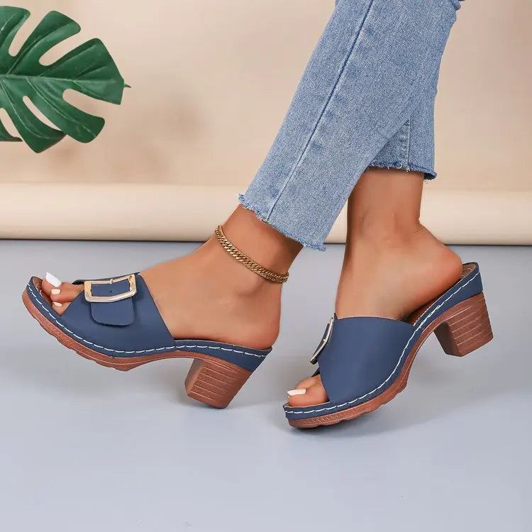 Women Sandals Summer New Fashion Soft Platform Shoes Ladies Chunky Heels Buckle Designer Slippers Outdoor High Heels Sandals