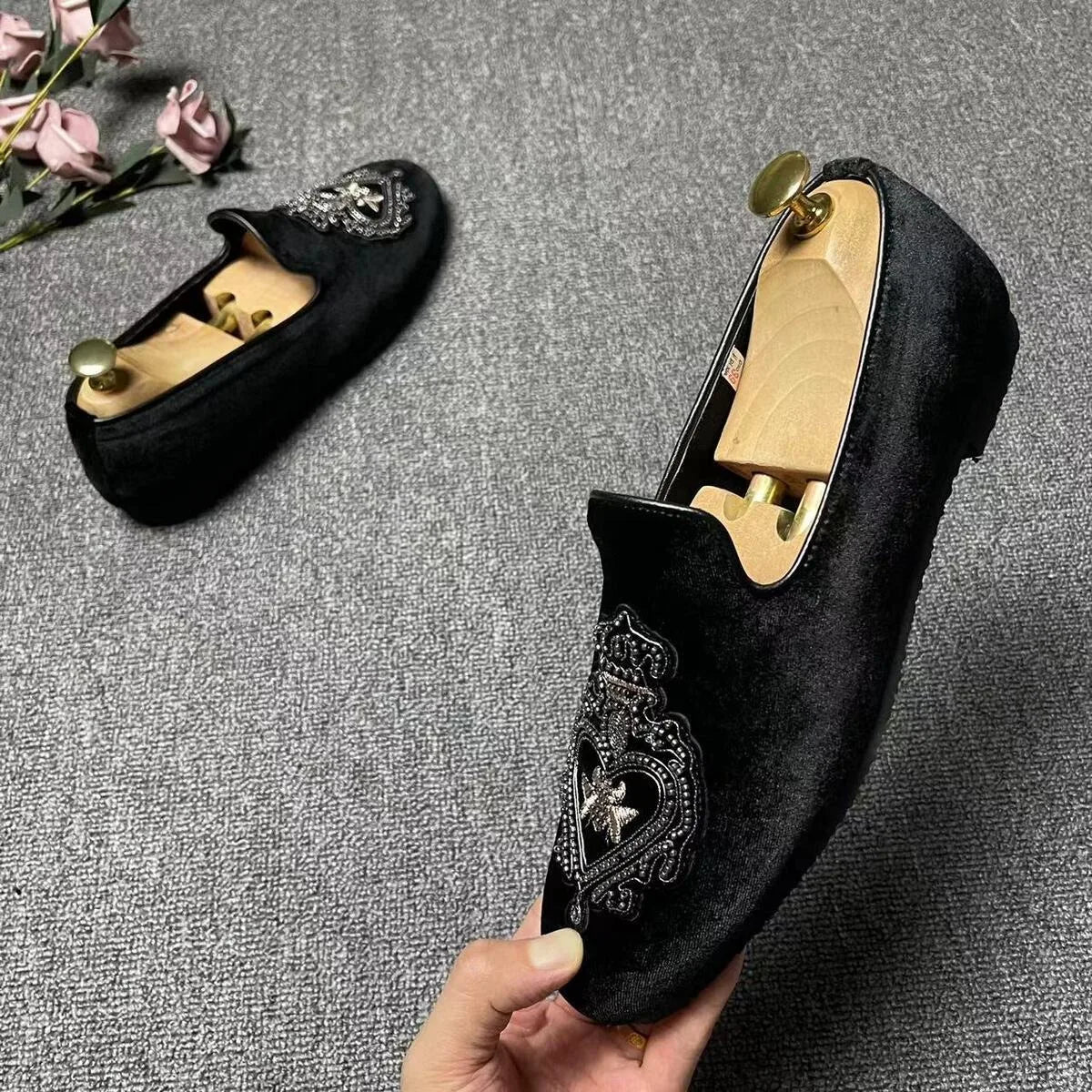 man shoes for wedding Embroidery loafers man luxury black shoes luxury designer tuxedo shoes business groom zapato formal hombre