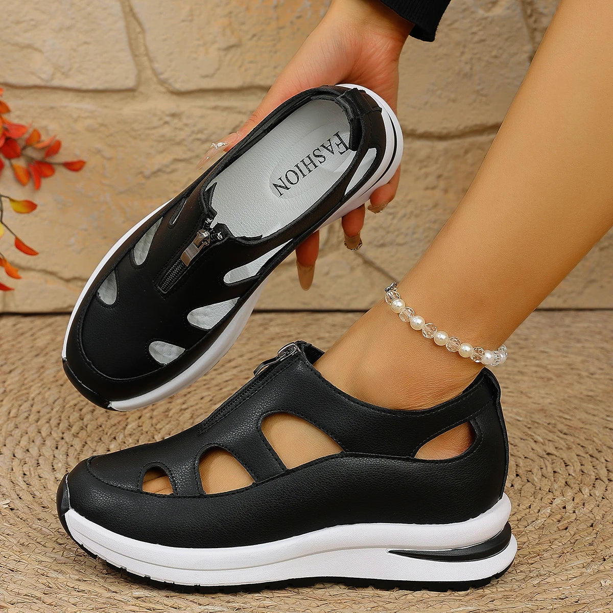 Women Sandals 2025 New Hot Sale Closed Toe Sandals Women Rome Casual Sandals Women Hollow Platform Wedges Plus Size Shoes Female