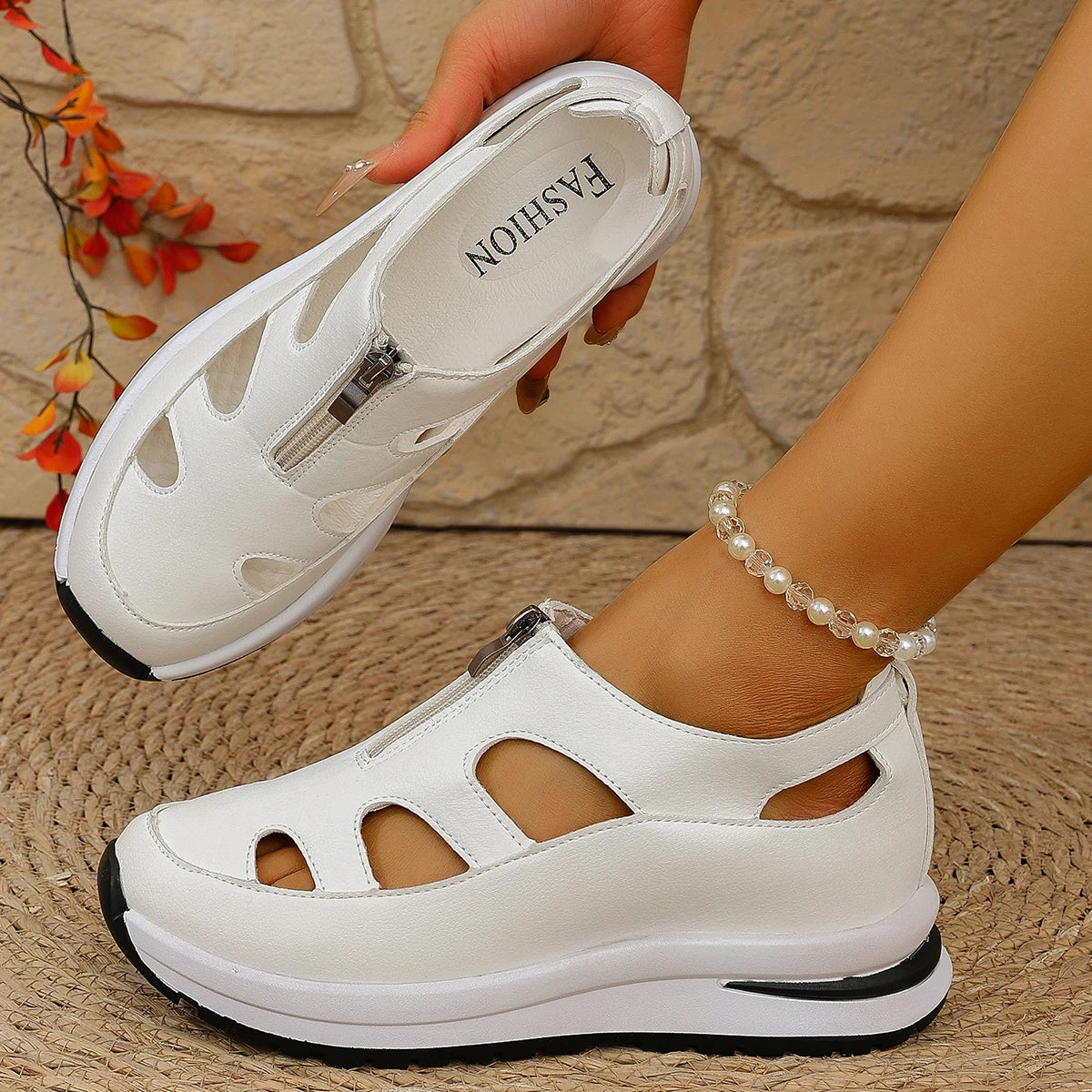 Women Sandals 2025 New Hot Sale Closed Toe Sandals Women Rome Casual Sandals Women Hollow Platform Wedges Plus Size Shoes Female