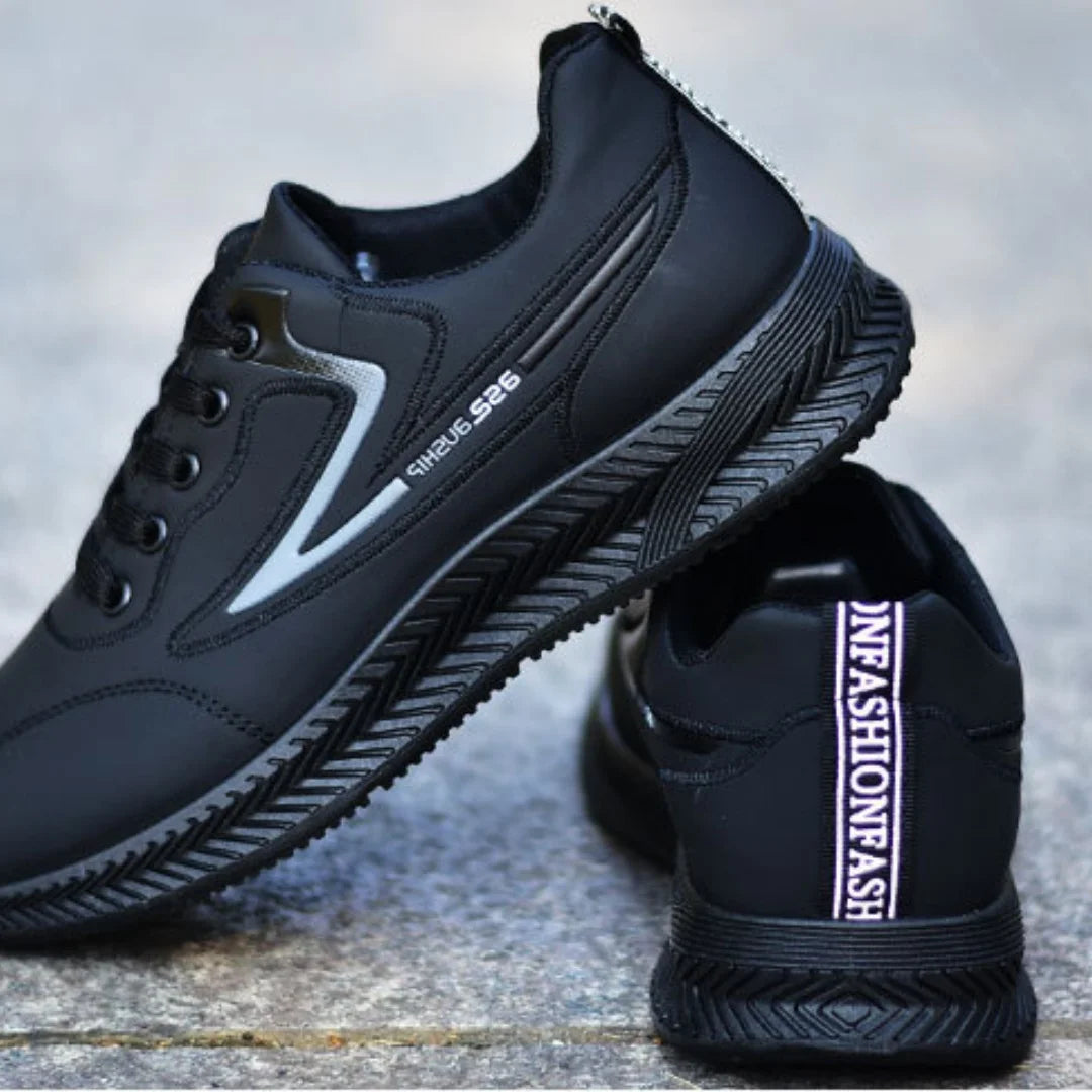 Men's Waterproof Anti-Slip Low-Top Running Shoes