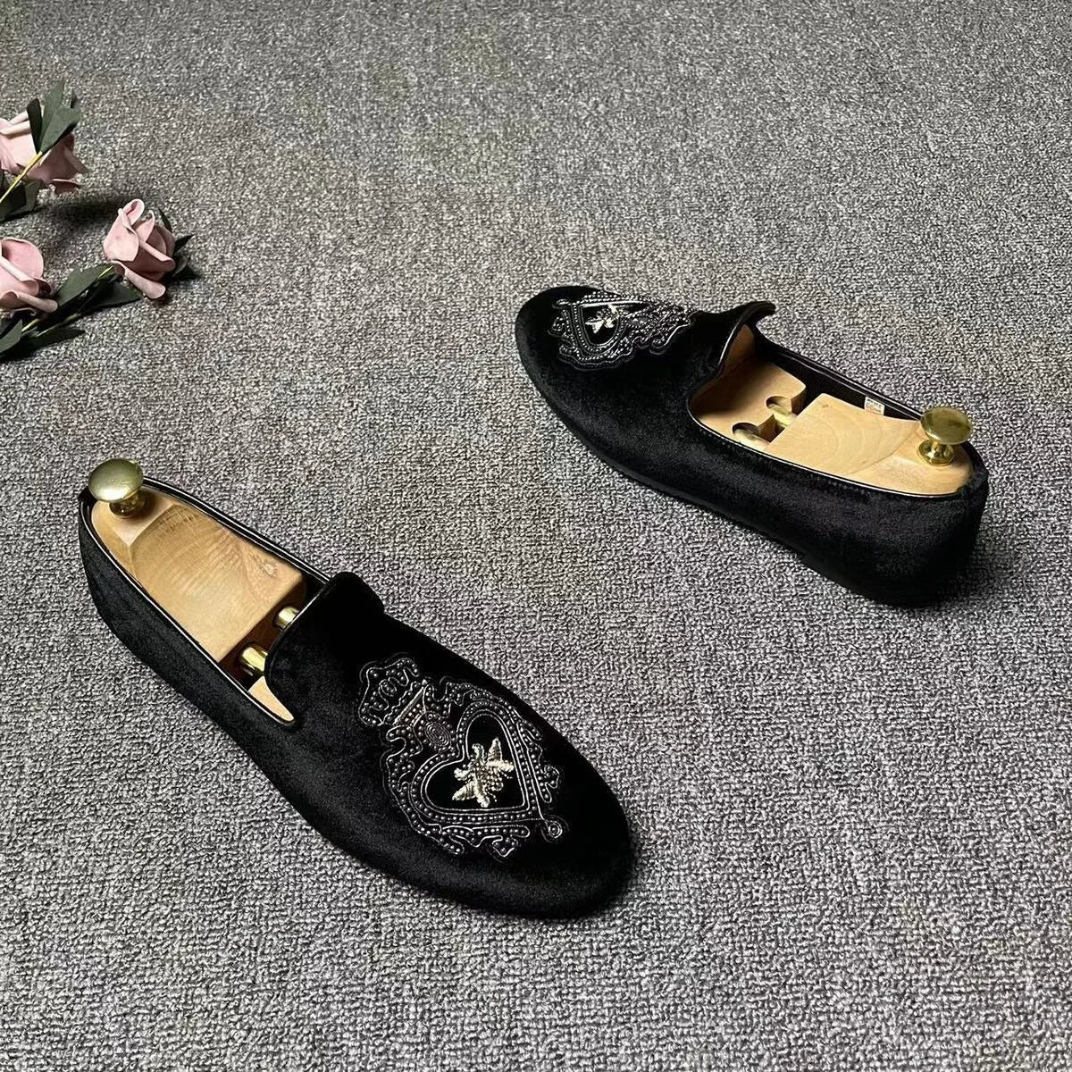man shoes for wedding Embroidery loafers man luxury black shoes luxury designer tuxedo shoes business groom zapato formal hombre