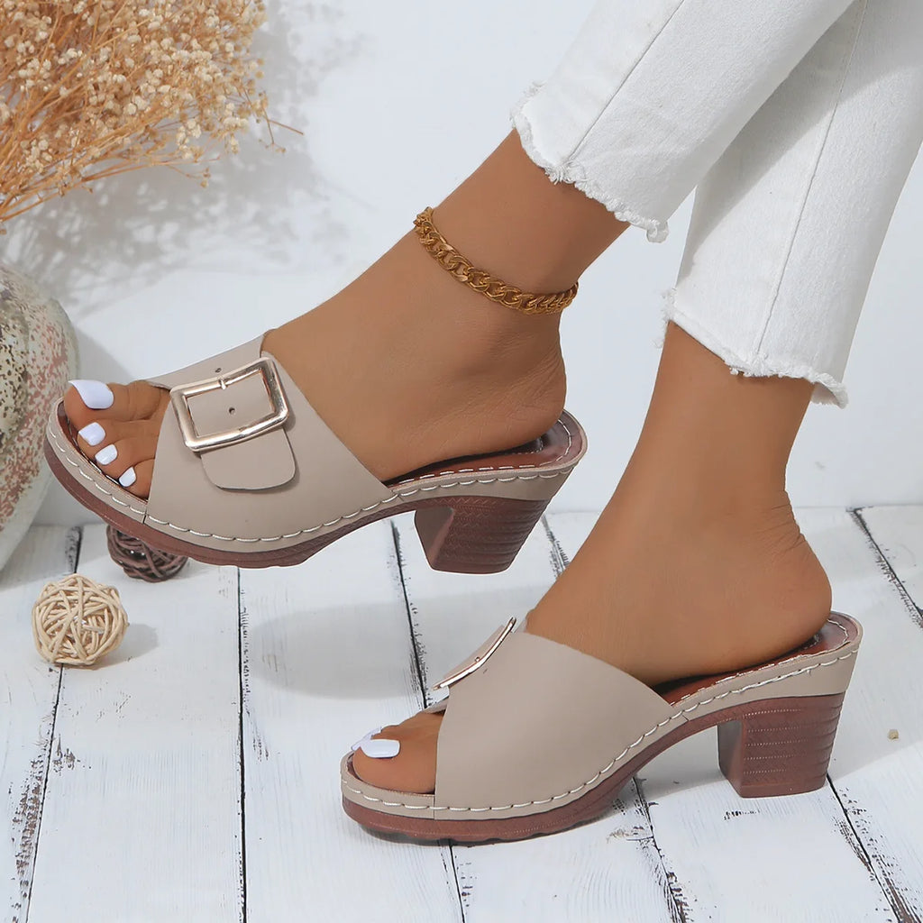 Women Sandals Summer New Fashion Soft Platform Shoes Ladies Chunky Heels Buckle Designer Slippers Outdoor High Heels Sandals