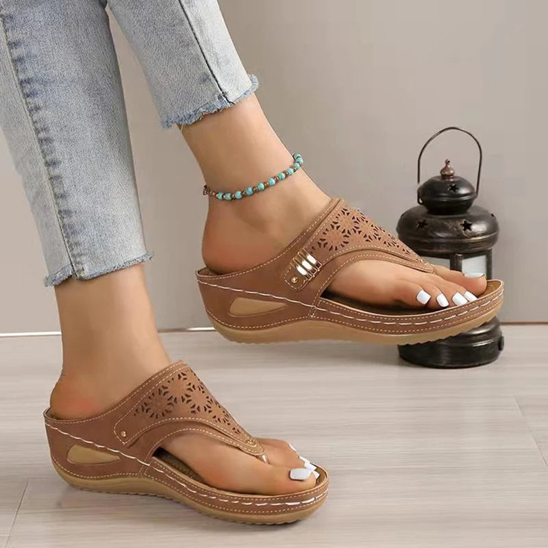 Summer Sandals Women 2025 Big Size Platform Wedges Sandals Slippers Non-Slip Open Toe Flip Flops Ladies Comfortable Beach Shoes