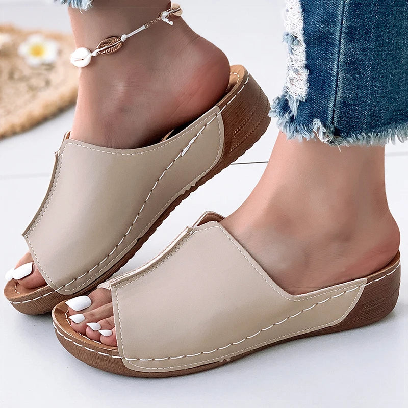 Women's Sandals 2025 Summer Shoes Women Soft Heels Sandals Low Platform Slippers Summer Sandalias Mujer Indoor Outdoor Footwear