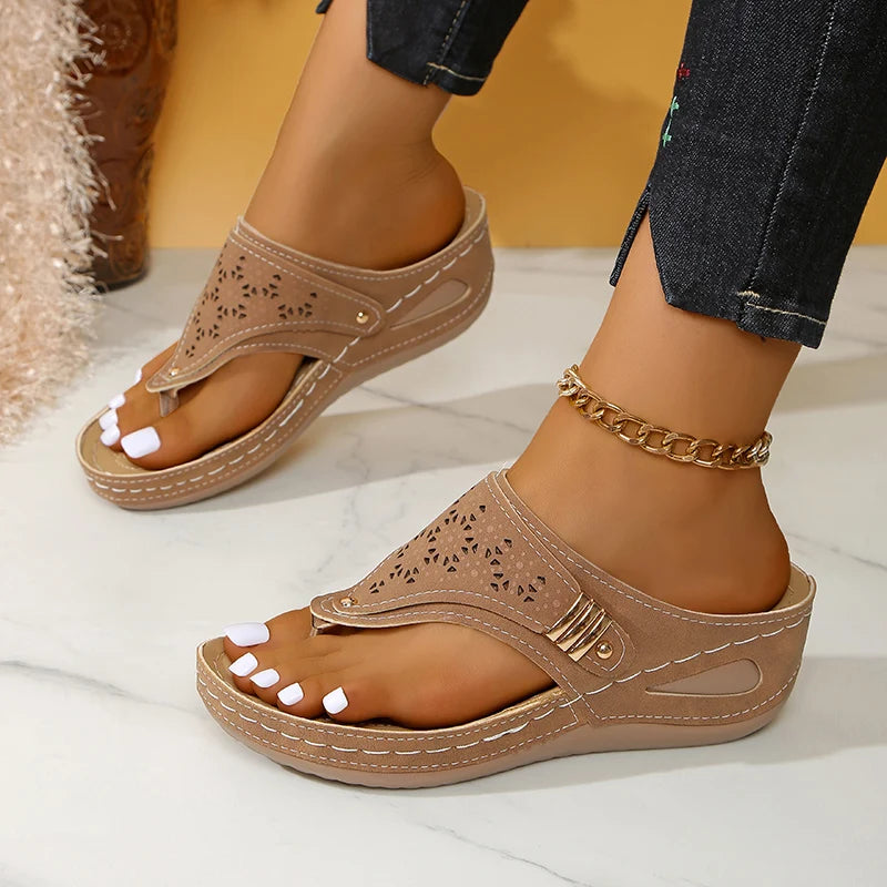 Summer Sandals Women 2025 Big Size Platform Wedges Sandals Slippers Non-Slip Open Toe Flip Flops Ladies Comfortable Beach Shoes