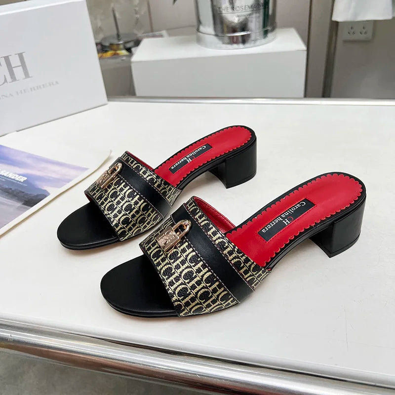 CH New Women's Outdoor Sandals Simple and Comfortable Classic Style Fashion Summer Ladies Slippers Low Heel Retro Versatile
