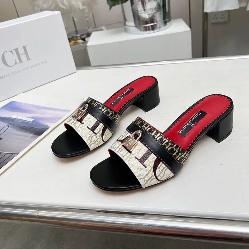 CH New Women's Outdoor Sandals Simple and Comfortable Classic Style Fashion Summer Ladies Slippers Low Heel Retro Versatile
