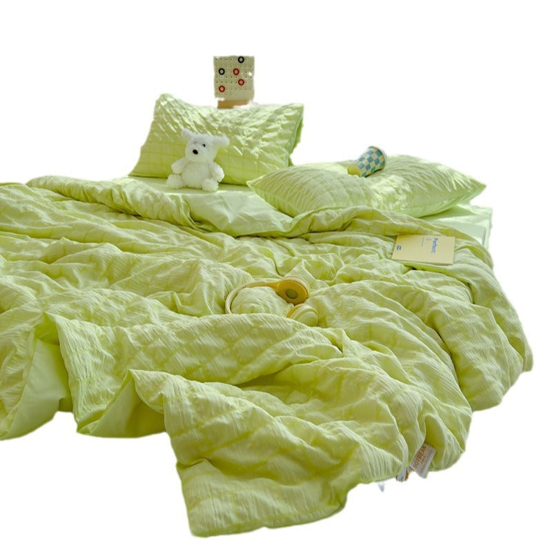 Lightweight Summer Cooling Quilt — Soft Breathable Bedding