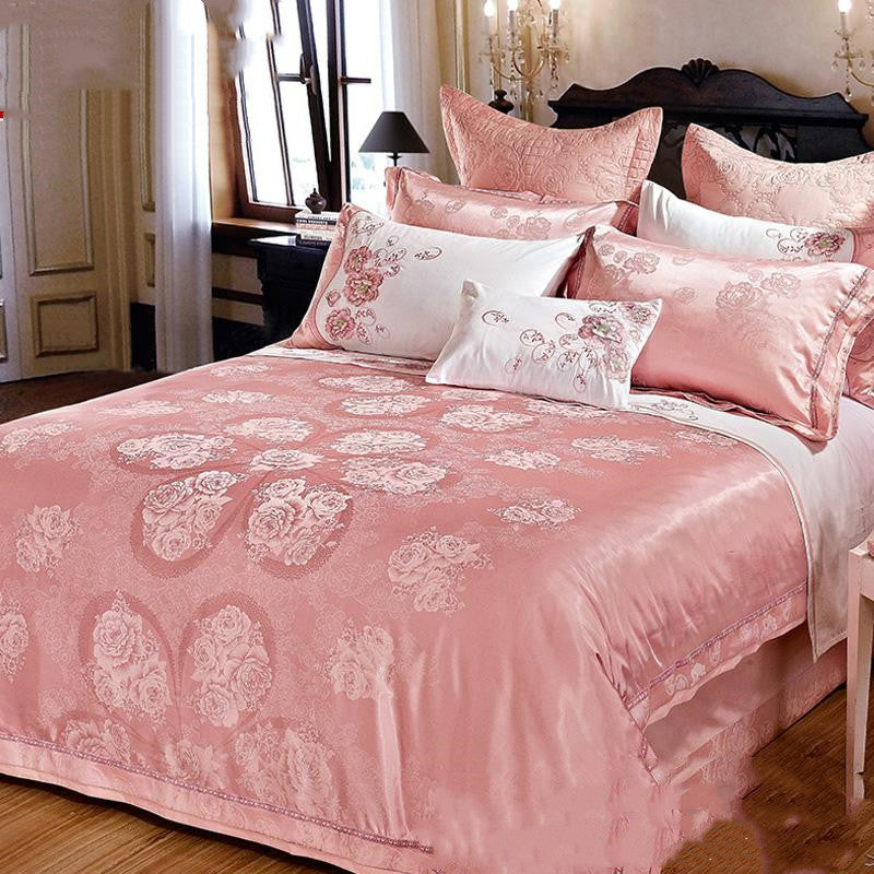 European Luxury Cotton Jacquard Bedding Set — Floral Elegance